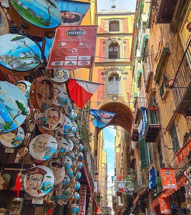 Casa Albertino-In The Heart Of Napoli Exterior foto