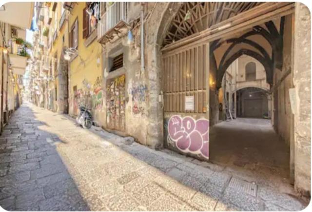 Casa Albertino-In The Heart Of Napoli Exterior foto